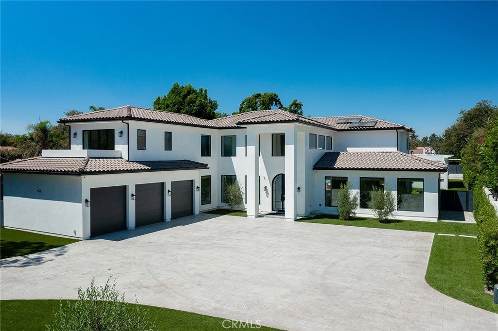 Photo of Listing #SR25184642