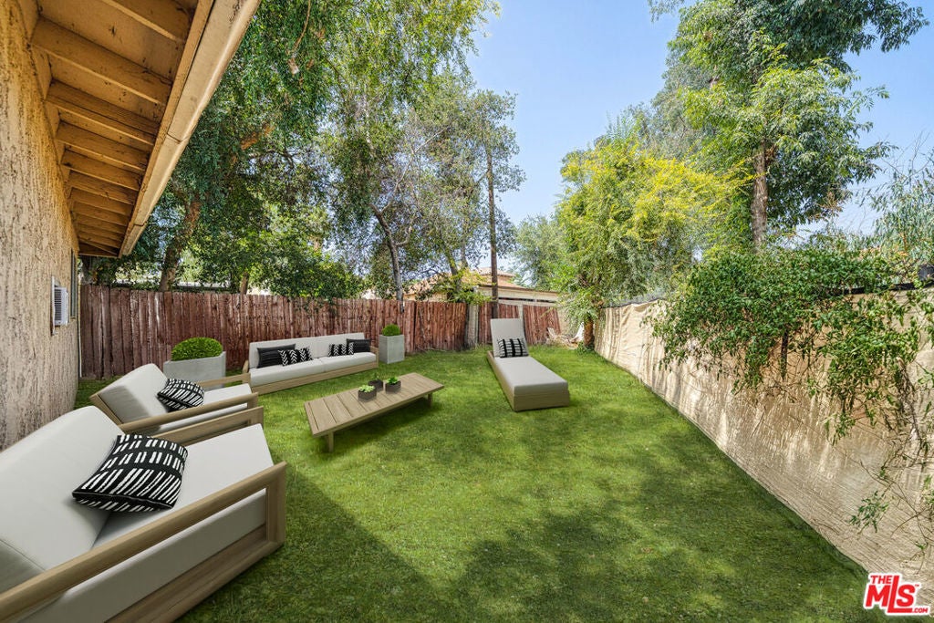 Photo of Listing #25580161