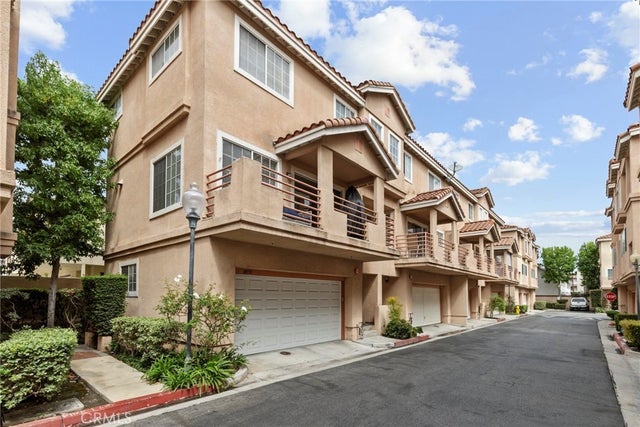 14050 Lemoli Way, Hawthorne.