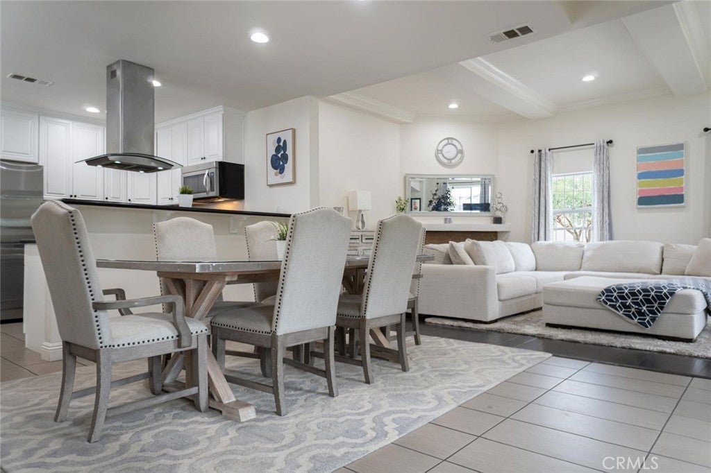 7806 Crenshaw Boulevard, Los Angeles