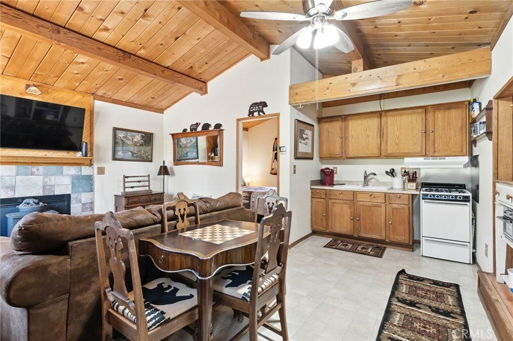 Photo of Listing #IV25182886