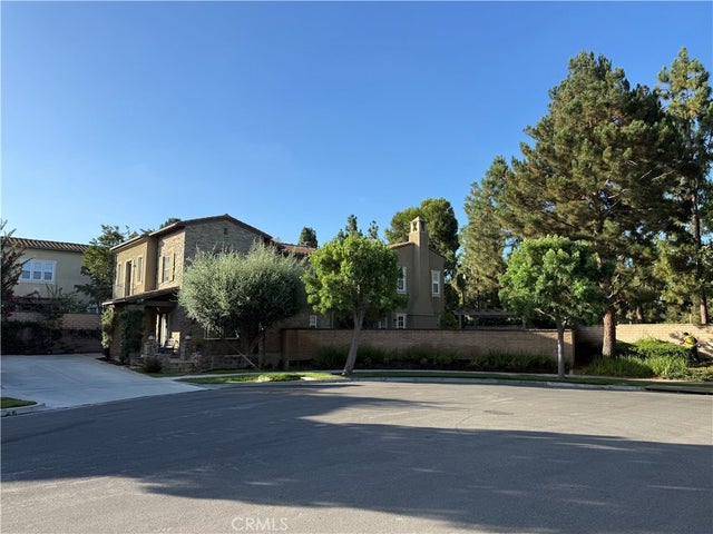 22 Sanctuary, Irvine