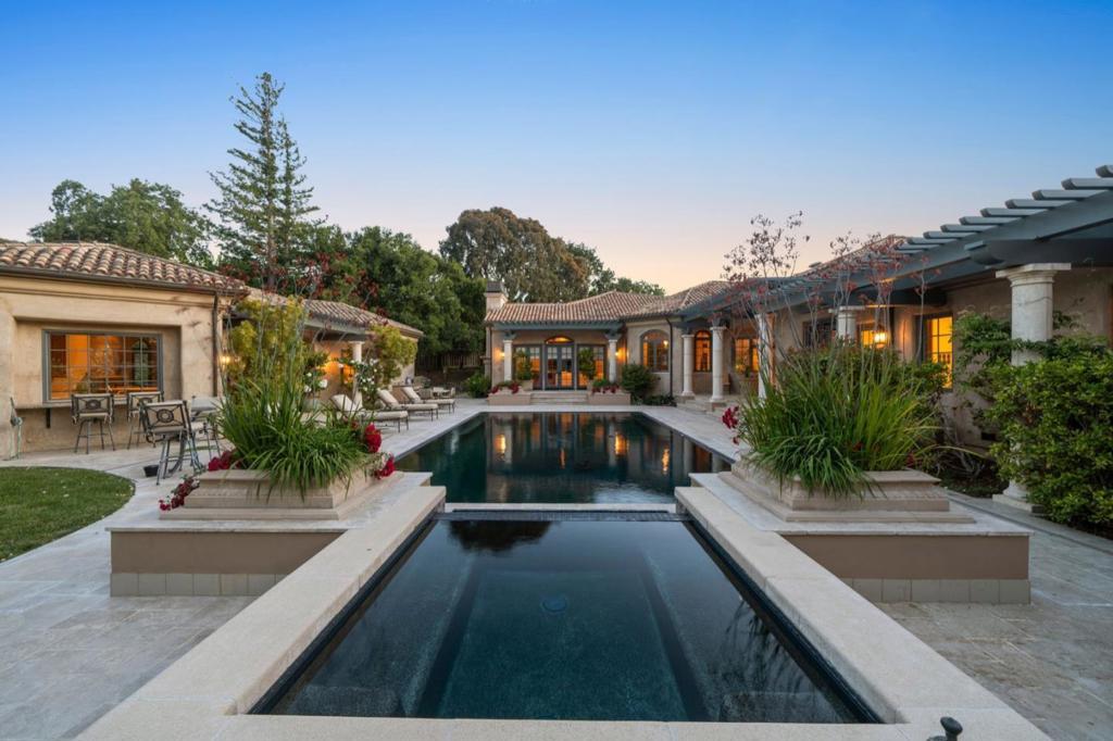 Photo of Listing #ML81965210