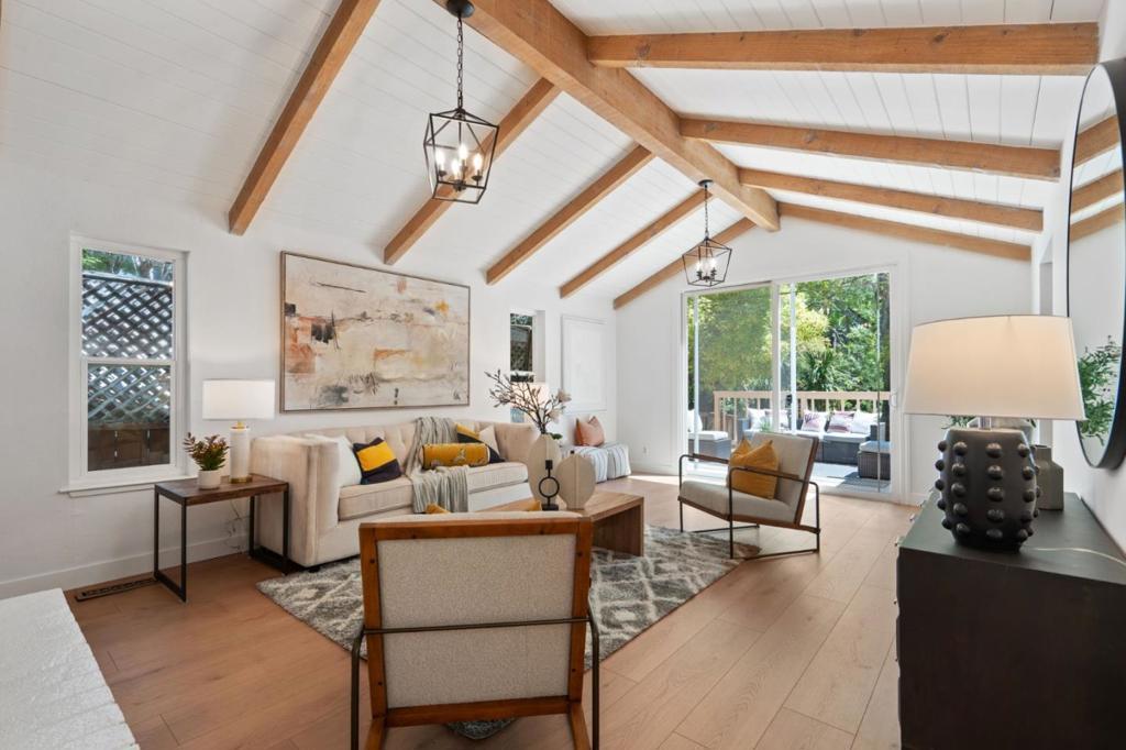 Photo of Listing #ML82018755