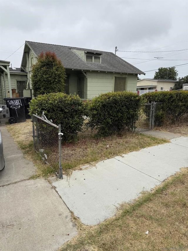 3203 Webster Ave, San Diego