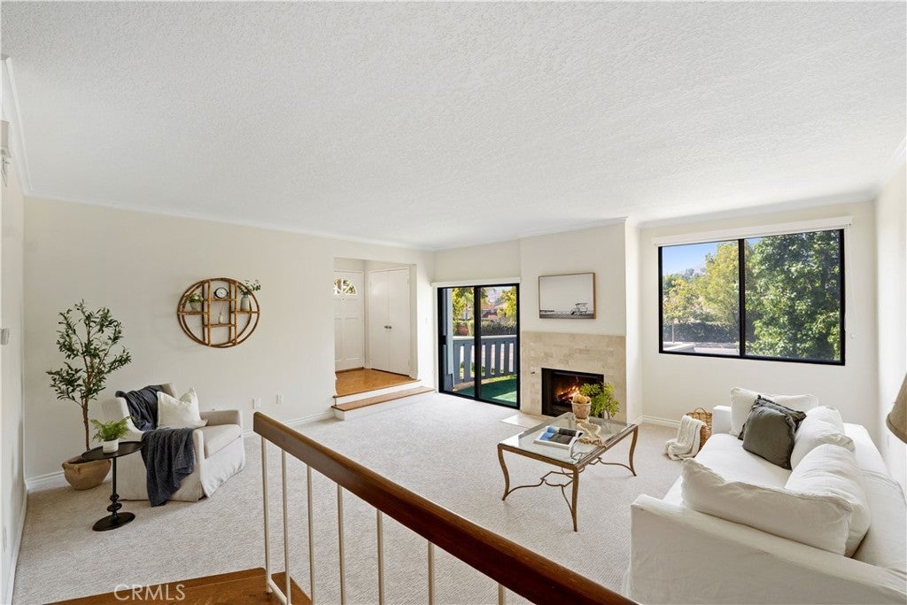 Photo of Listing #SR25188094