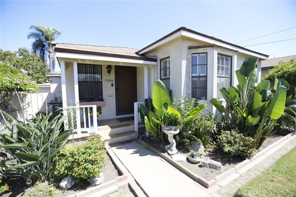 13006 Jefferson Avenue, Hawthorne