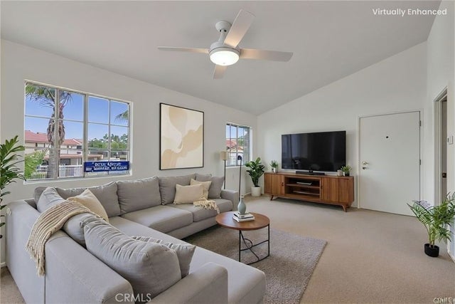 23301 La Crescenta, Mission Viejo