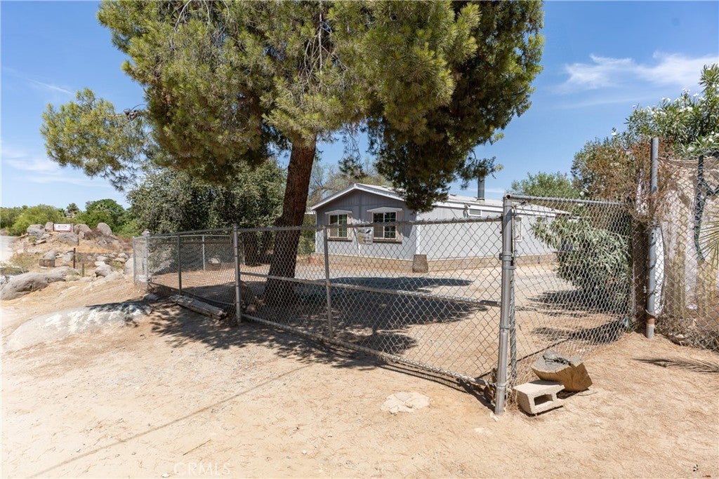 Photo of Listing #SW25187591