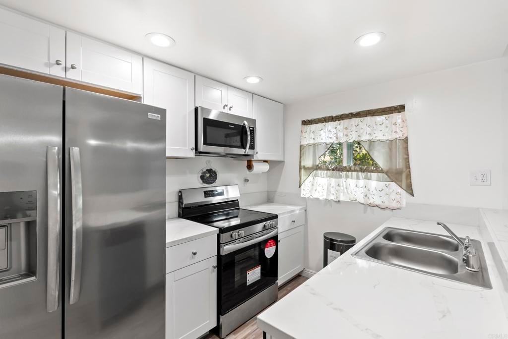 Photo of Listing #PTP2506377