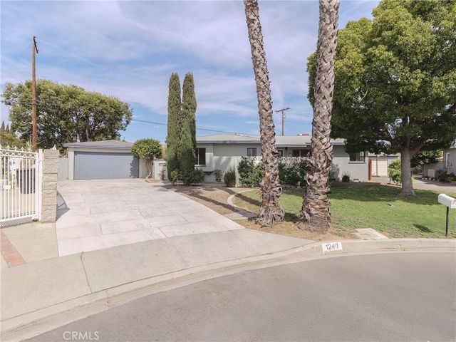 1240 S Bromley Avenue, West Covina
