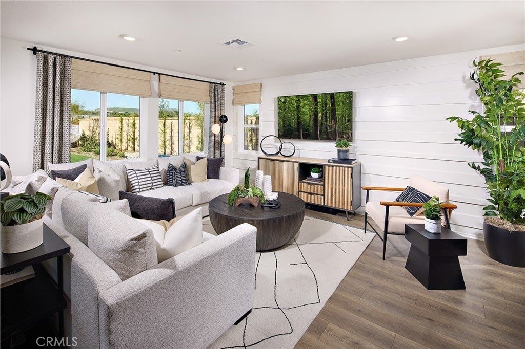 8265 Perada Street, Jurupa Valley