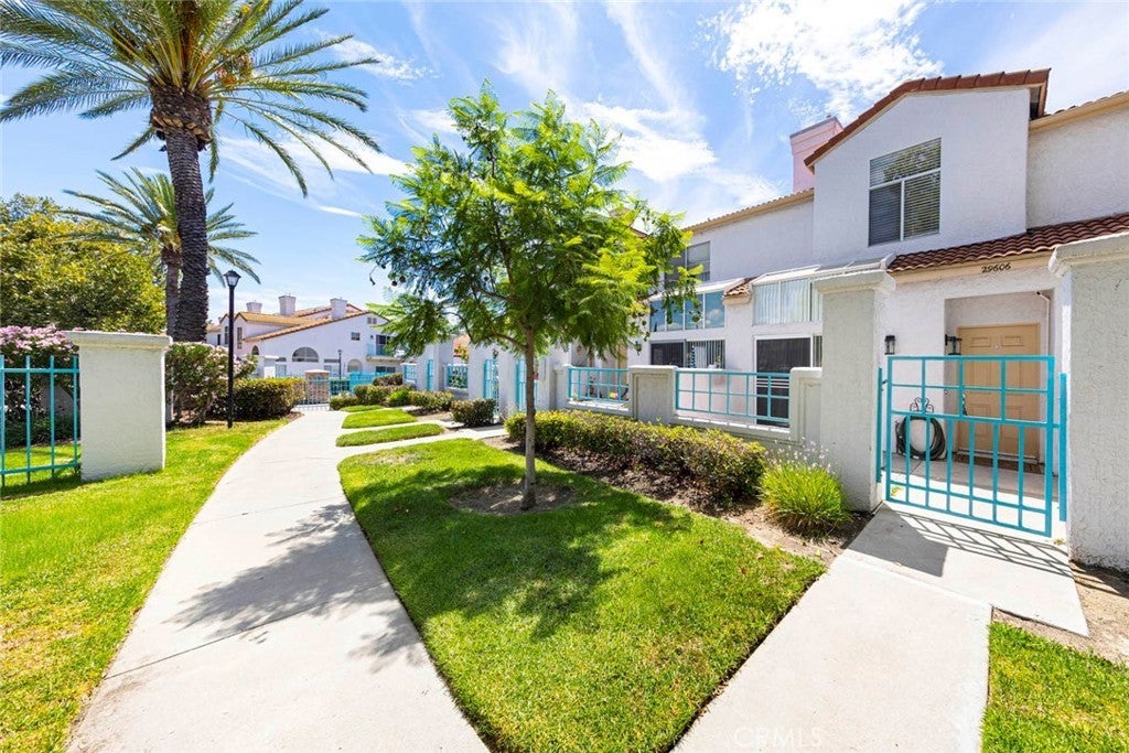 Photo of Listing #PW25187186