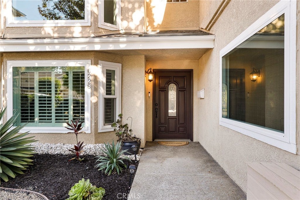 Photo of Listing #SR25186037