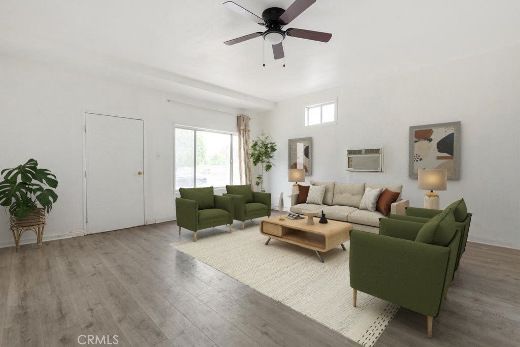 Photo of Listing #IV25189885