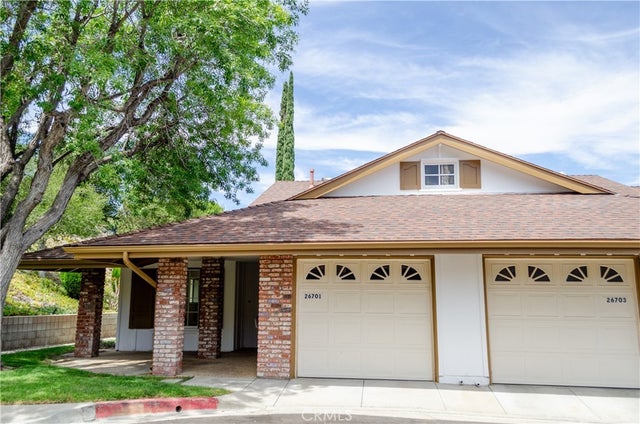 26701 Oak Branch Circle, Newhall