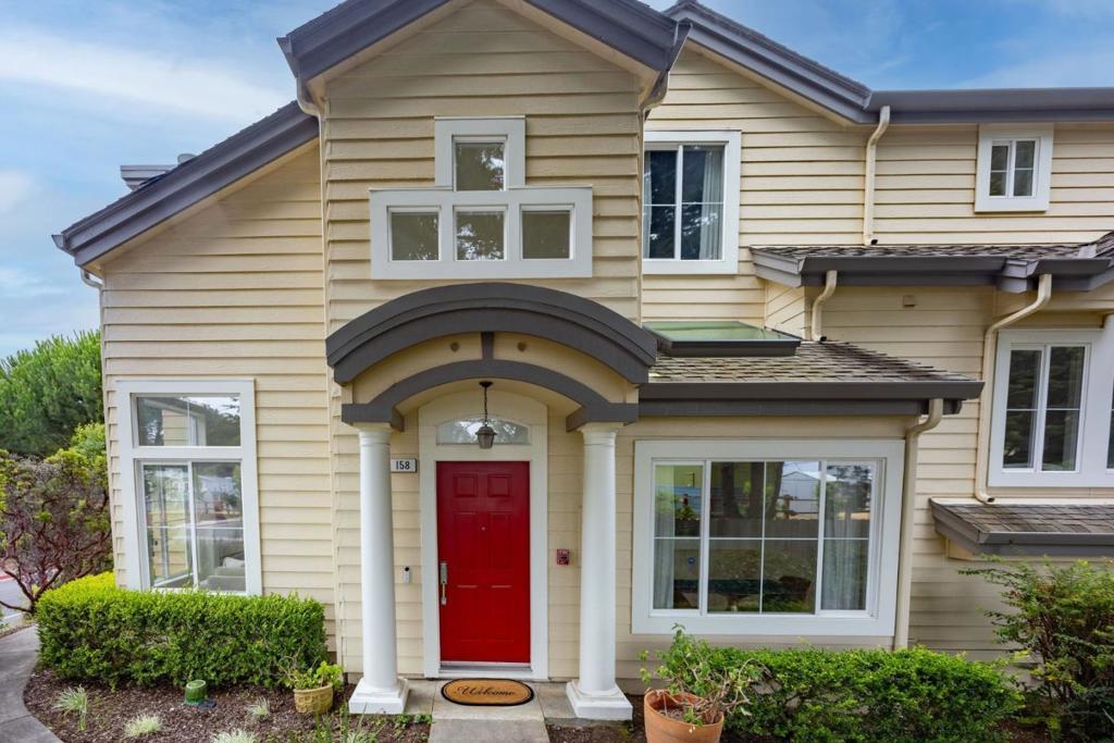 158 Patrick Way, Half Moon Bay