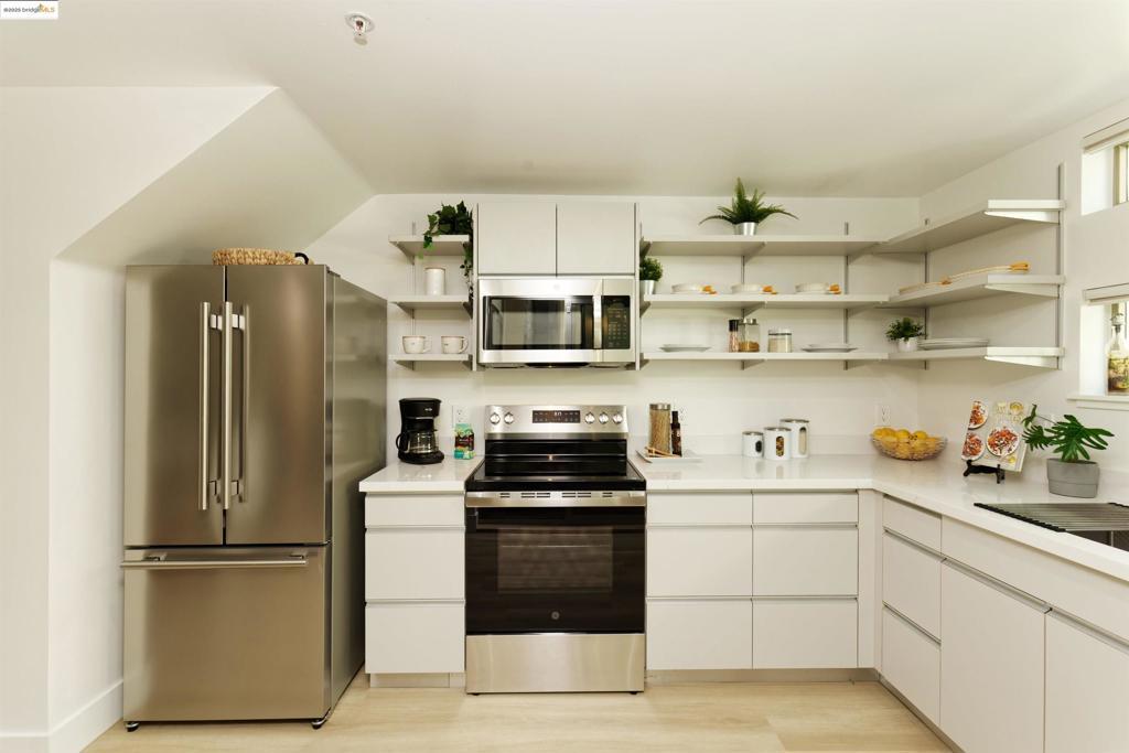 Photo of Listing #41109226