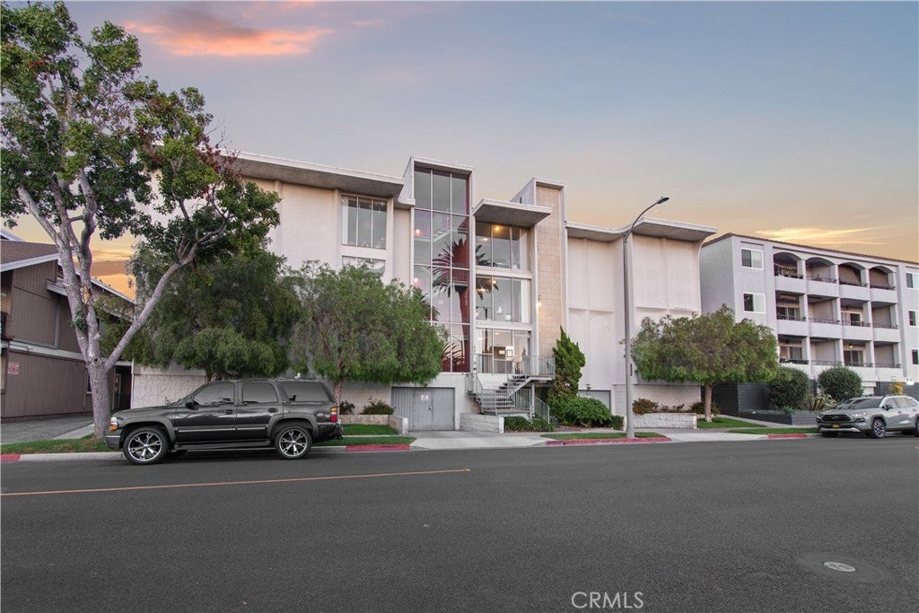 Photo of Listing #OC25189877