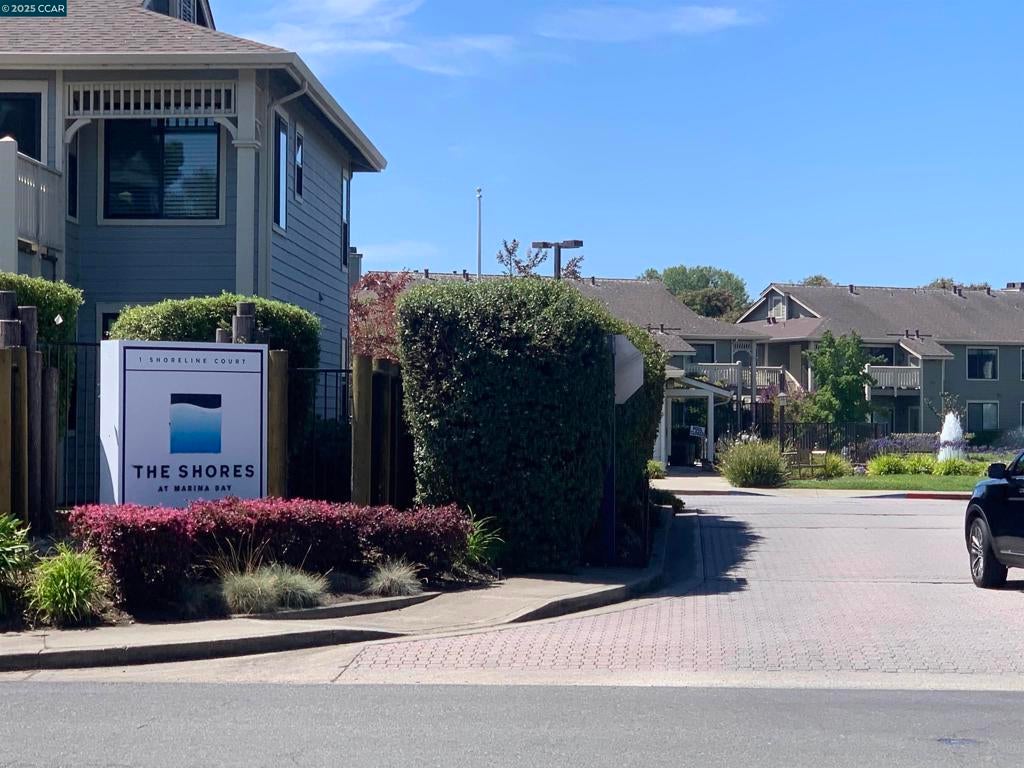 Photo of Listing #41109245