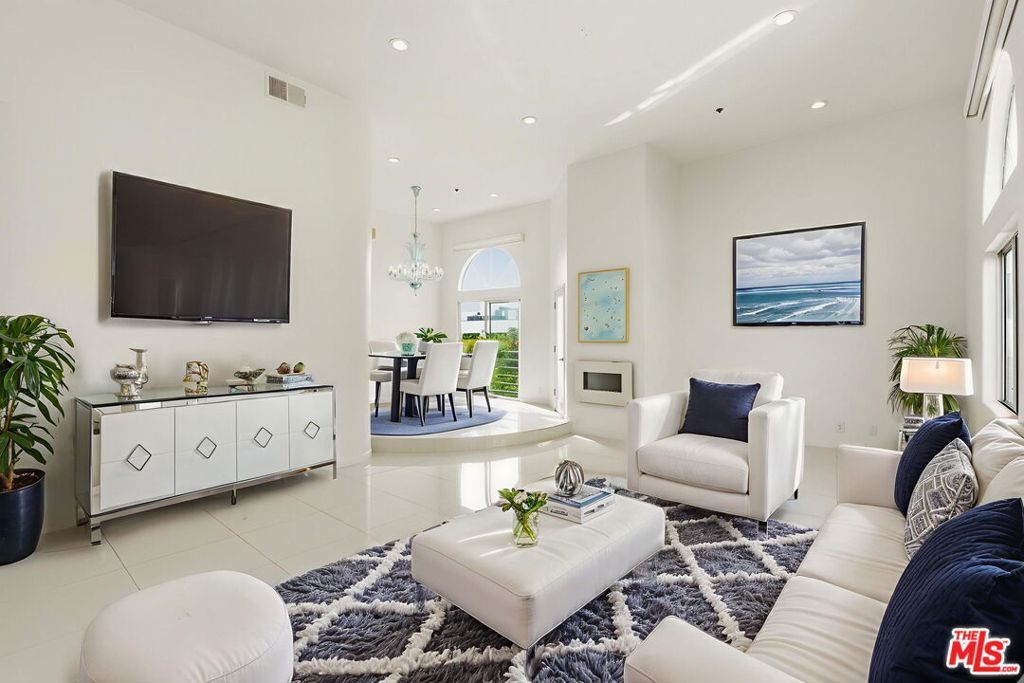 Photo of Listing #25583037