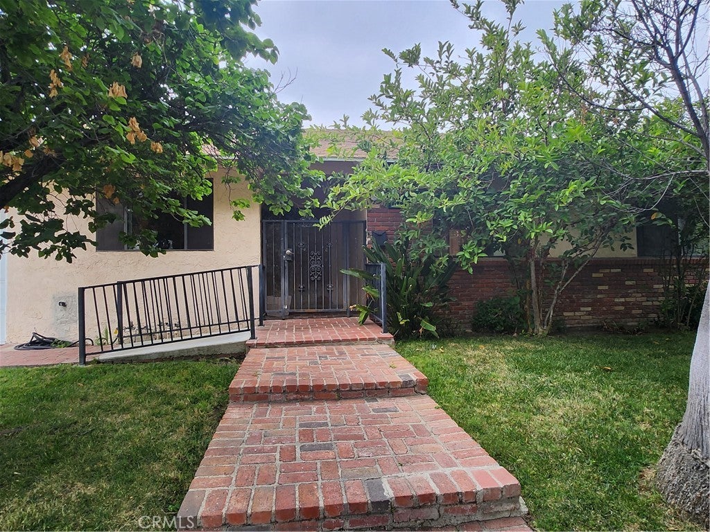 Photo of Listing #SR25191257