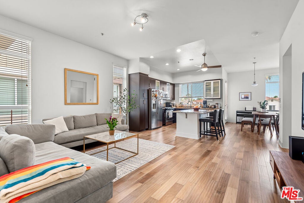 Photo of Listing #25551461