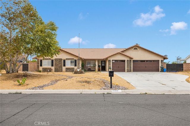 13262 Cuyamaca Road, Apple Valley