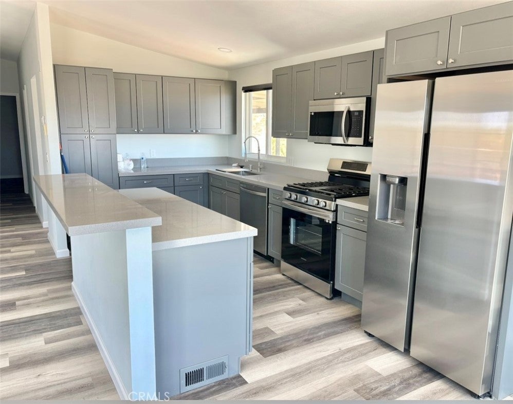 Photo of Listing #SR25136286