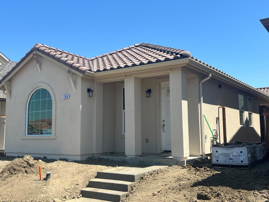 Photo of Listing #ML82019330