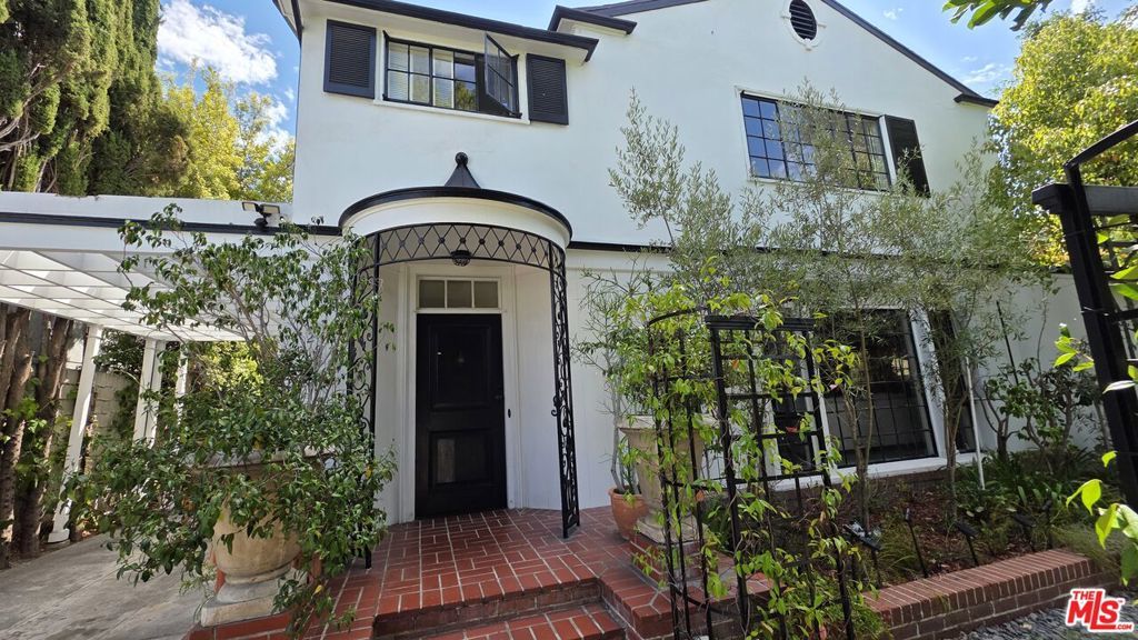 Photo of Listing #25582859