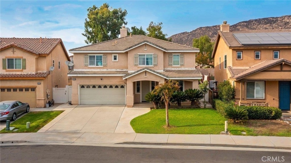 Photo of Listing #DW25189324