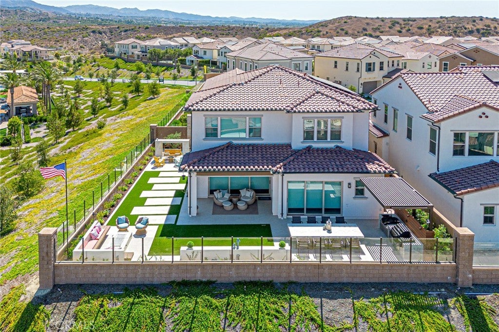 Photo of Listing #OC25193025