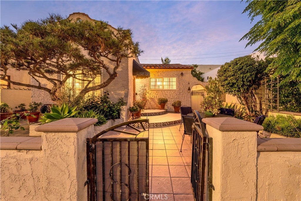 Photo of Listing #PW25191740