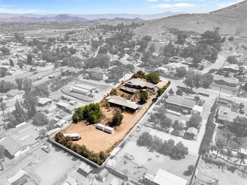 4566 Crestview Drive, Norco