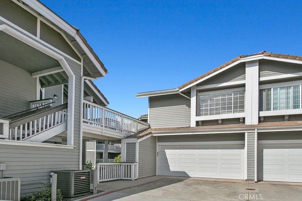 Photo of Listing #OC25192595