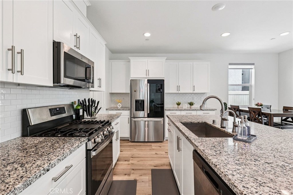 Photo of Listing #ND25193206