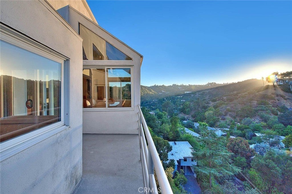 Photo of Listing #SR25190968