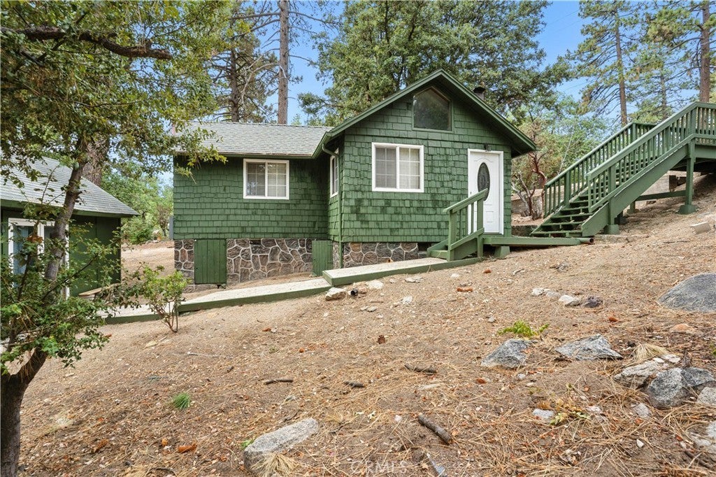 24990 Marion Ridge Drive, Idyllwild