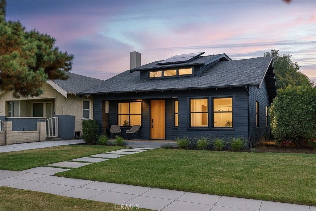 Photo of Listing #SR25190938