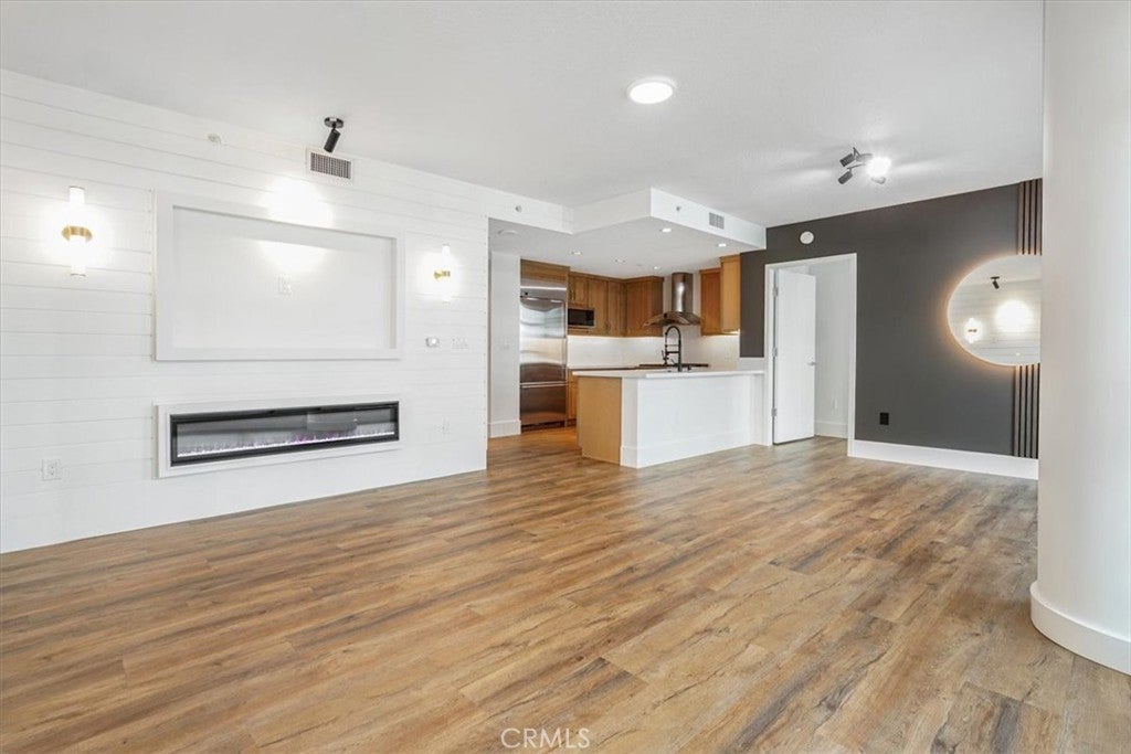 Photo of Listing #OC25194040