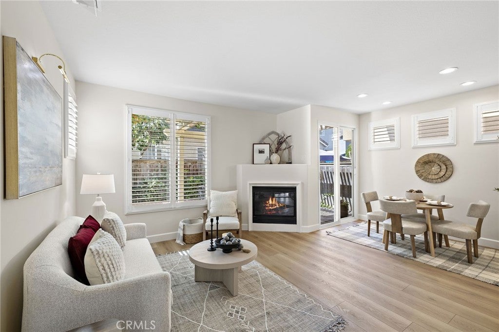 Photo of Listing #OC25193816