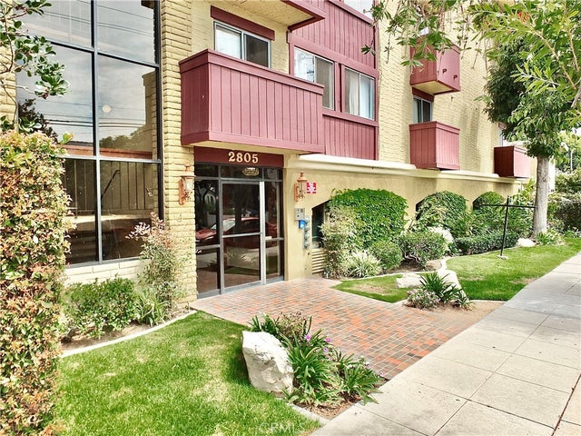 2805 E 3rd Street #10 # 10, Long Beach