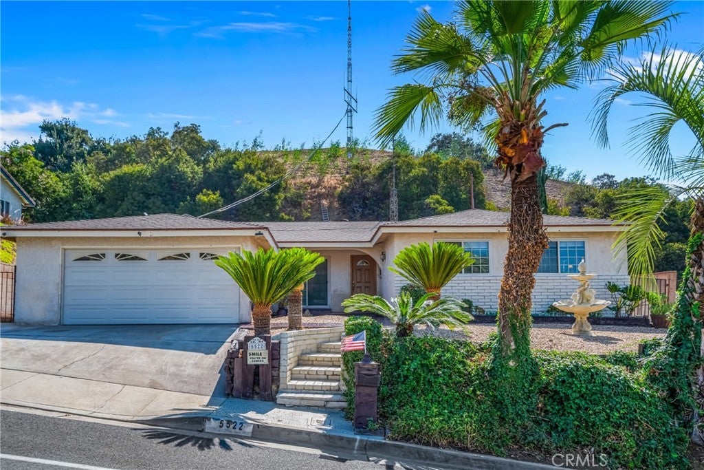 Photo of Listing #DW25162280