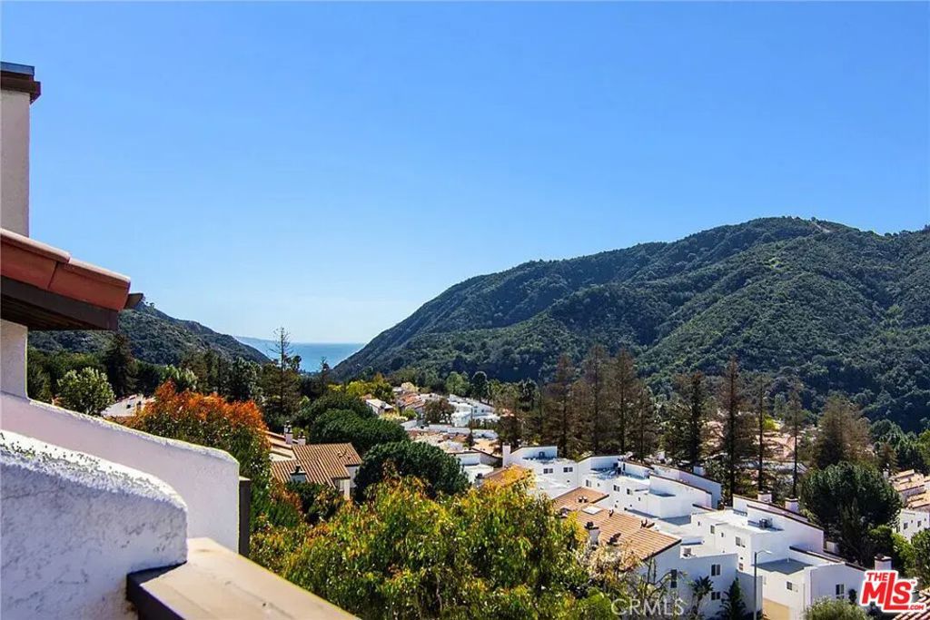 Photo of Listing #25584137