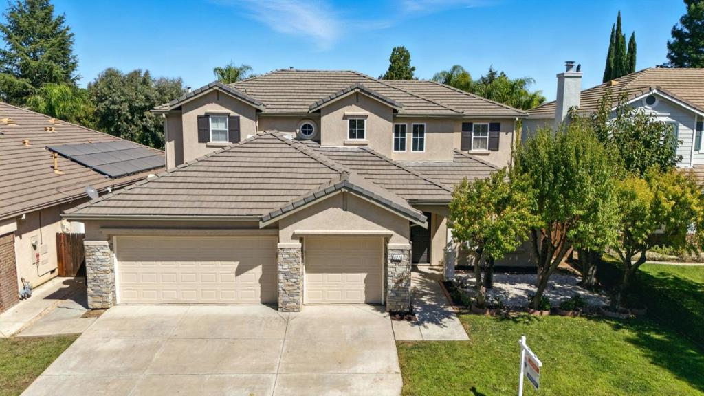 4276 Oakridge Drive, Tracy