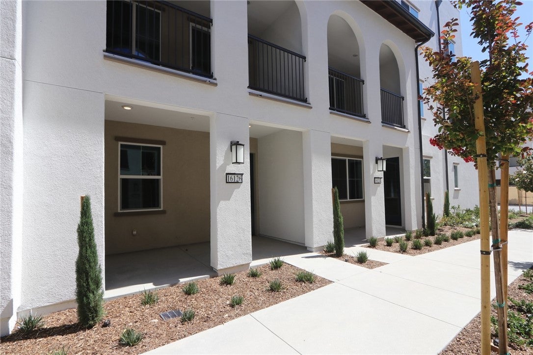 Photo of Listing #OC25195554