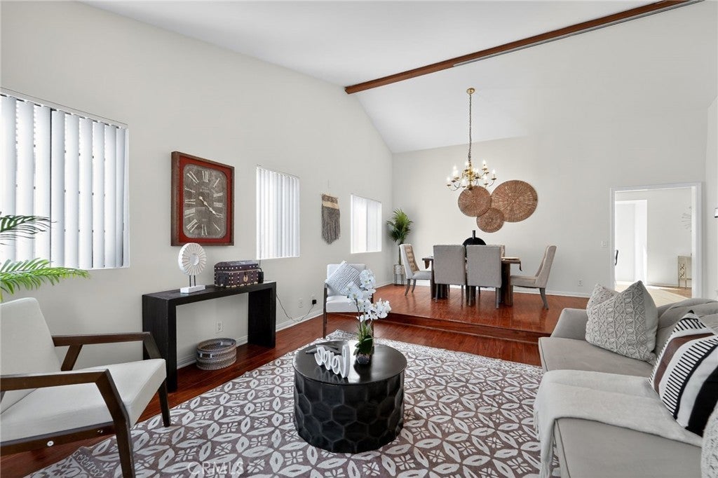 Photo of Listing #TR25192164