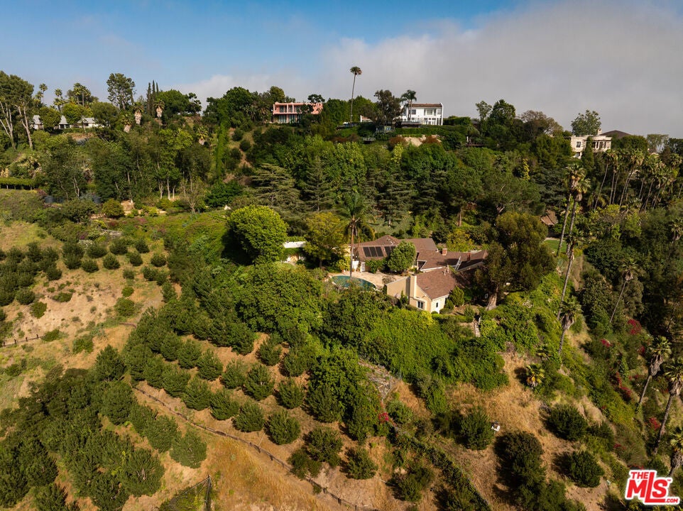 Photo of Listing #25585213