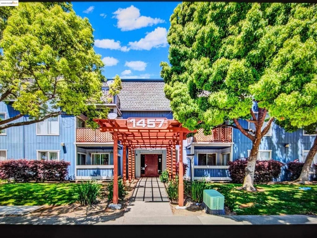 Photo of Listing #41109882